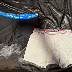 Under Armour Men's Black and Gray Boxer Briefs